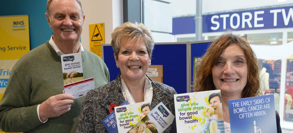 Champions help raise bowel cancer awareness in Airdrie