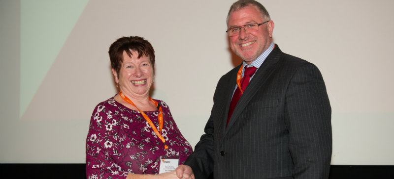 Prize for Cathy and lifestyle nurses Prize for Cathy and lifestyle nurses