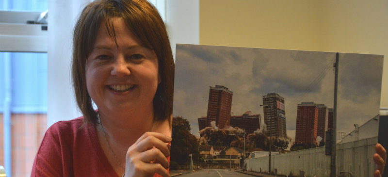 Lesley snaps up photography award Lesley snaps up photography award