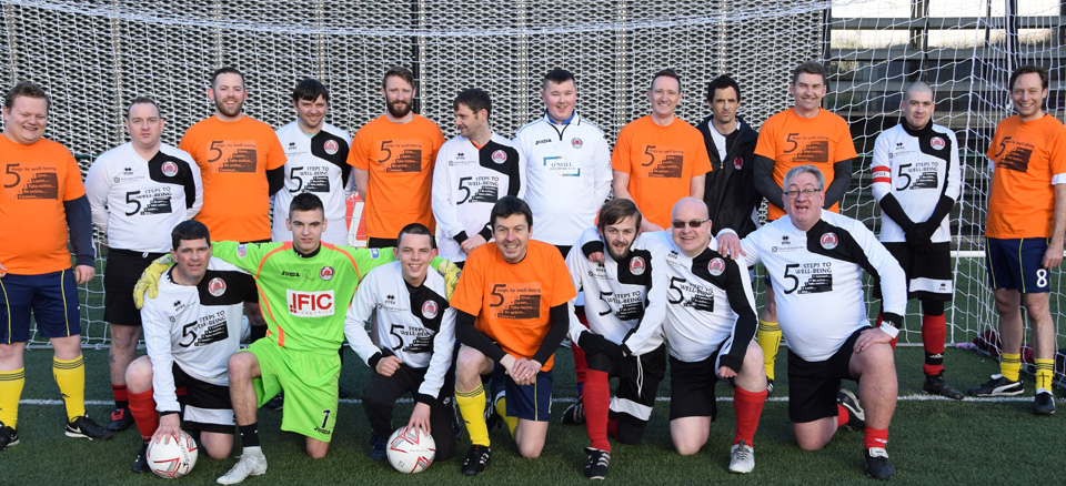 Pals help Ian score a win against alcohol problems Pals help Ian score a win against alcohol problems